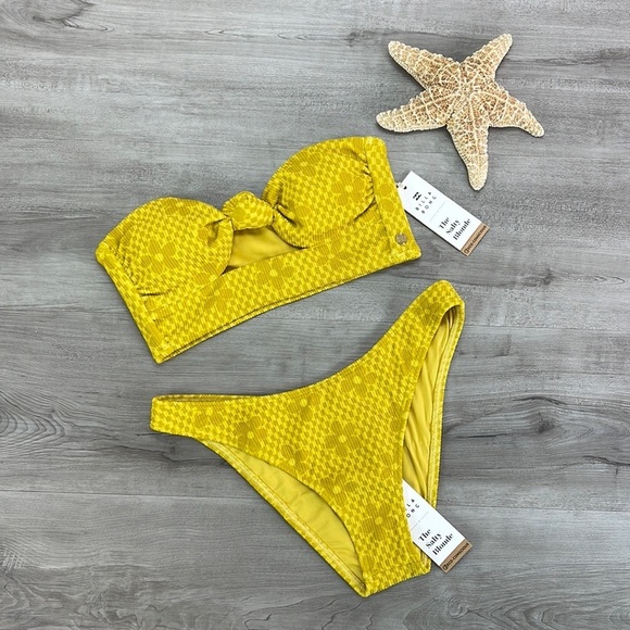 ☀️BILLABONG☀️ Salty Blonde Made Ya Look Knot Bandeau MADE YA LOOK HIKE BIKINI - Picture 3 of 17
